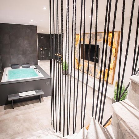 Private Spa & Garden Alpi การ์มิช-พาร์เทนเคียร์เชน ภายนอก รูปภาพ