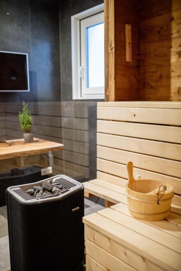 Private Spa & Garden Alpi การ์มิช-พาร์เทนเคียร์เชน ภายนอก รูปภาพ