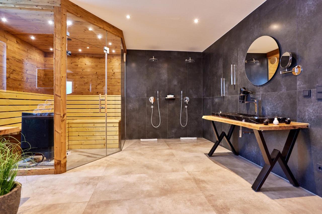 Private Spa & Garden Alpi การ์มิช-พาร์เทนเคียร์เชน ภายนอก รูปภาพ