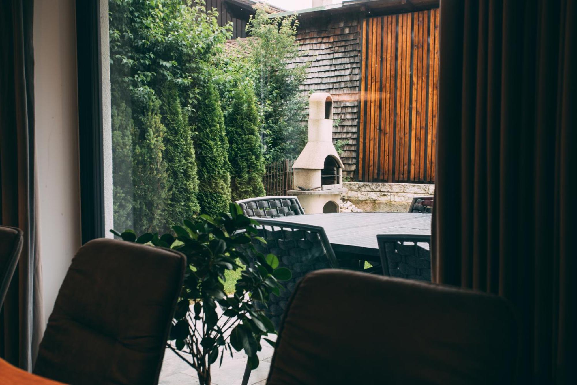 Private Spa & Garden Alpi การ์มิช-พาร์เทนเคียร์เชน ภายนอก รูปภาพ